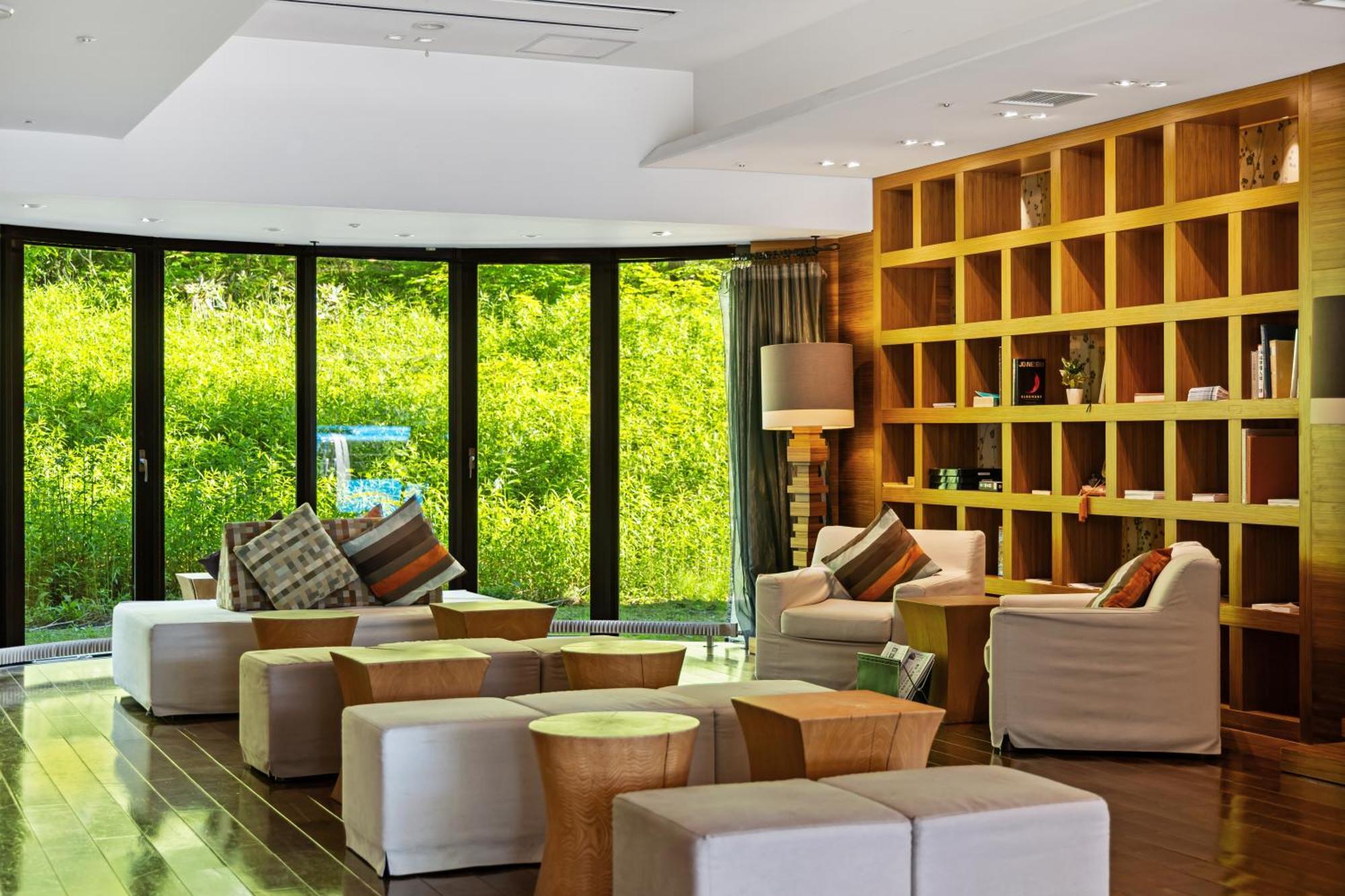 One Niseko Resort Towers Exterior photo